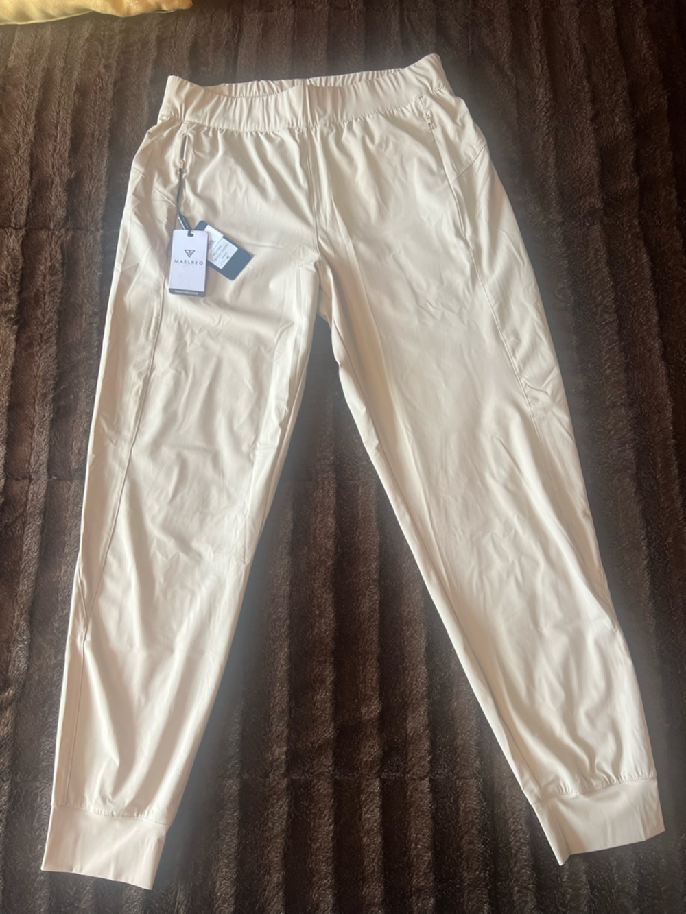 PROflex Moisture Wick Joggers by MAELREG. Med. Unisex